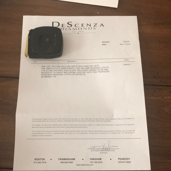 Columbian Emerald and Diamond Ring - Picture 8 of 15